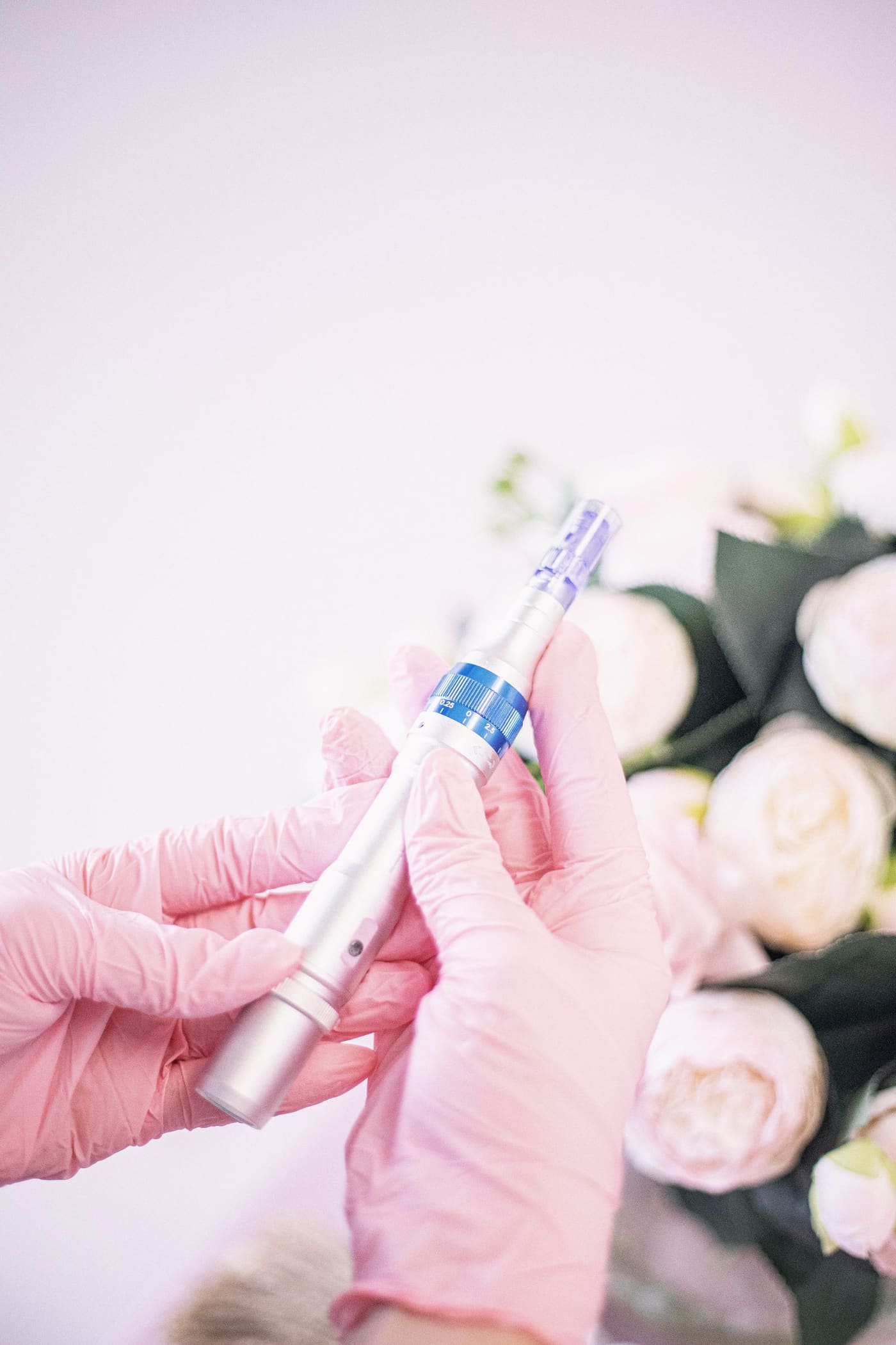 Equipamento de microagulhamento profissional com ponteira descartável